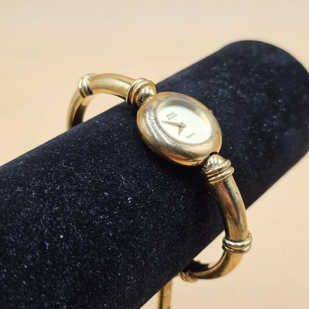 Vintage Anne Klein Gold Tone Quartz Bangle Watch New Battery Runs Great